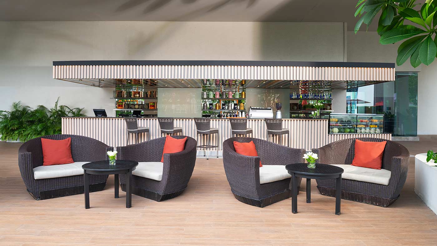Aqua Eatery & Bar