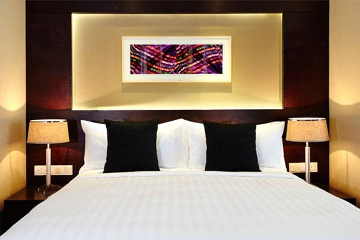 Deluxe Studio - Amari Dhaka